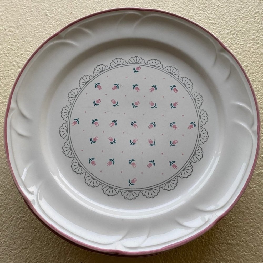 Vintage Rose Victoriana plate 7 (3/4)” 198…
